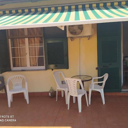 Casa Vacanza Oasi Tranquilla La Spezia Esterno foto
