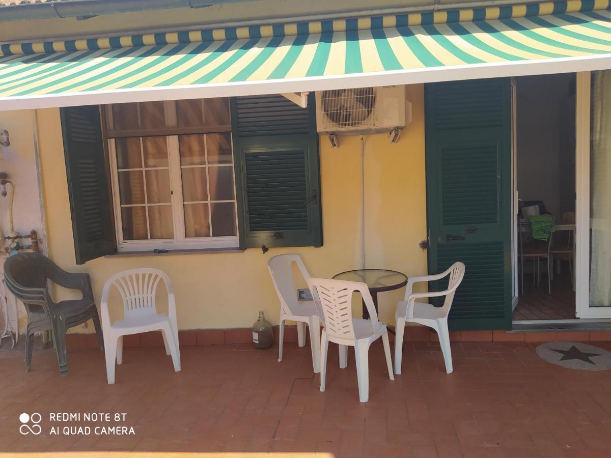 Casa Vacanza Oasi Tranquilla La Spezia Esterno foto