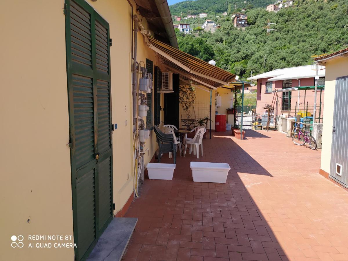 Casa Vacanza Oasi Tranquilla La Spezia Esterno foto
